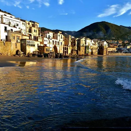 Relax House Apartment Cefalu Exterior photo